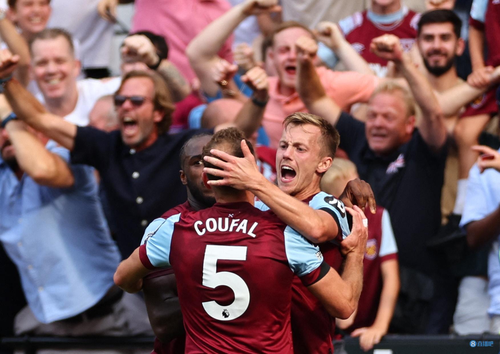 法甲第1輪克萊蒙0-5巴黎聖日耳曼 梅西生涯首進倒鉤.